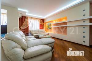 3-к квартира, вторичка, 130м2, 3/8 этаж