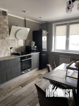 2-к квартира, вторичка, 65м2, 10/25 этаж