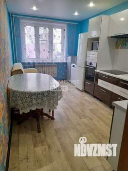 3-к квартира, вторичка, 80м2, 1/17 этаж