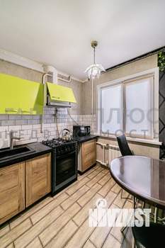 2-к квартира, вторичка, 42м2, 1/5 этаж