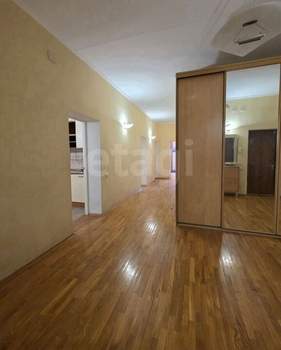 4-к квартира, вторичка, 152м2, 2/5 этаж