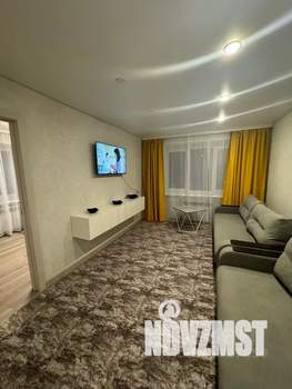2-к квартира, посуточно, 40м2, 1/5 этаж